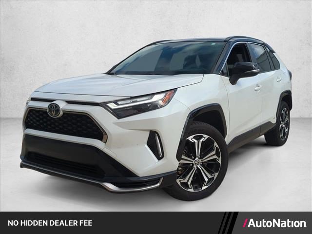 Certified 2025 Toyota RAV4 XSE AWD/4WD image 1