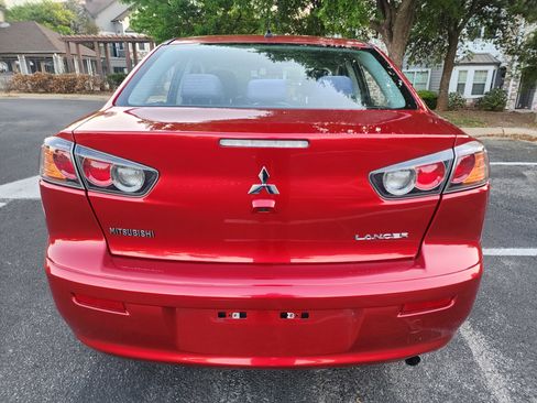 Used 2017 Mitsubishi Lancer ES image 6