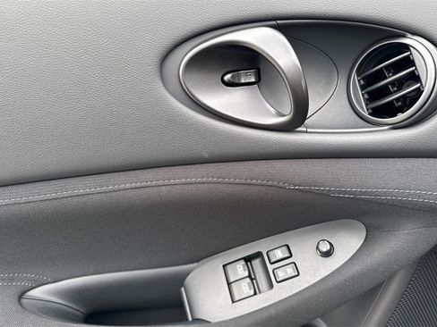 Used 2024 Nissan Z Sport w/ Floor Mat Package image 11