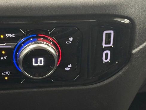 New 2026 GMC Sierra 1500 SLE w/ Preferred Package AWD/4WD image 31