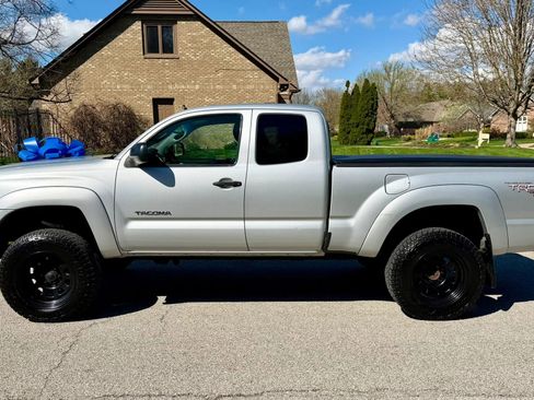 Used 2009 Toyota Tacoma 4x4 Access Cab V6 image 8