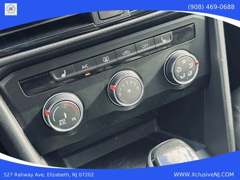 Used 2022 Volkswagen Taos SE image 19