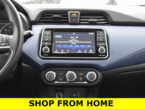 Used 2023 Nissan Versa SV image 4