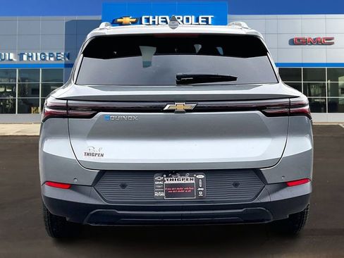 New 2026 Chevrolet Equinox EV LT FWD image 4