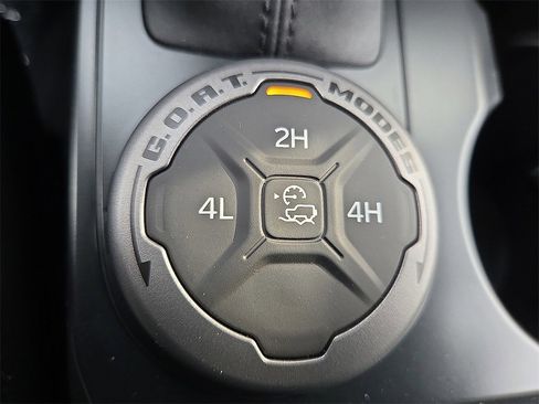 New 2025 Ford Bronco Big Bend image 16