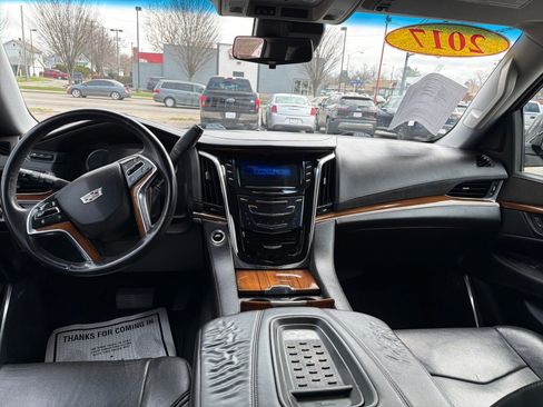Used 2017 Cadillac Escalade Premium Luxury w/ LPO, Radiant Package image 14