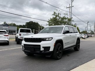 Used 2023 Jeep Grand Cherokee L Laredo AWD/4WD video 2