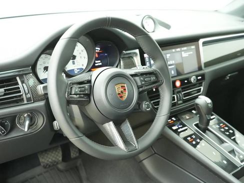 New 2026 Porsche Macan Turbo AWD/4WD image 4