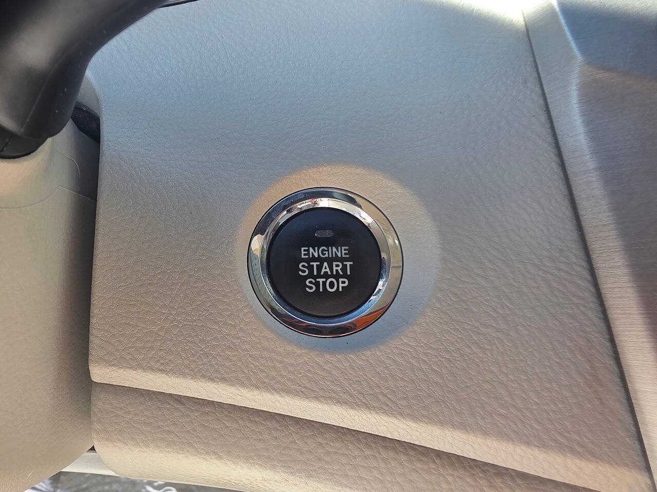 Used 2011 Toyota Avalon Limited FWD image 46