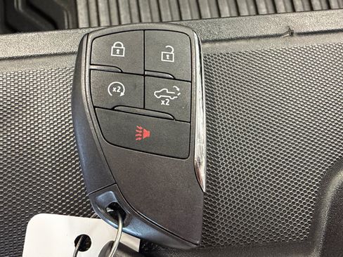 Used 2024 GMC Sierra 1500 Elevation AWD/4WD image 32