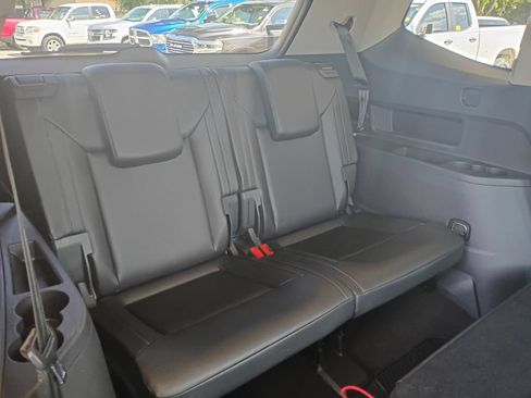 Used 2019 Volkswagen Atlas SE FWD image 15