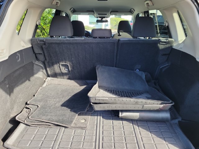 Used 2021 Nissan Rogue S AWD/4WD image 8