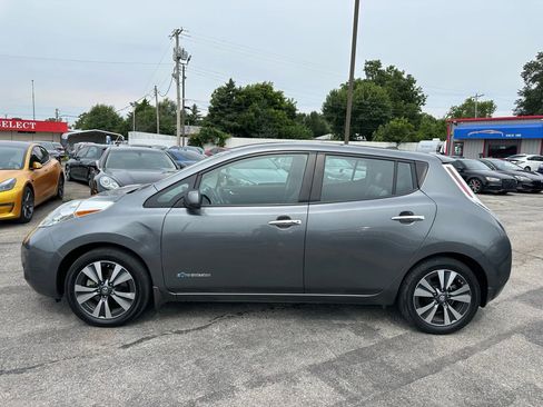 Used 2017 Nissan Leaf SL image 35