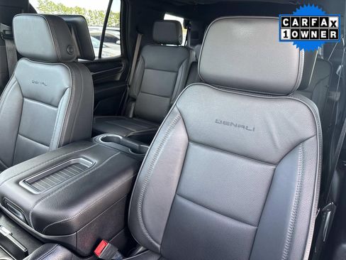 Used 2024 GMC Yukon Denali w/ Advanced Technology Package image 26