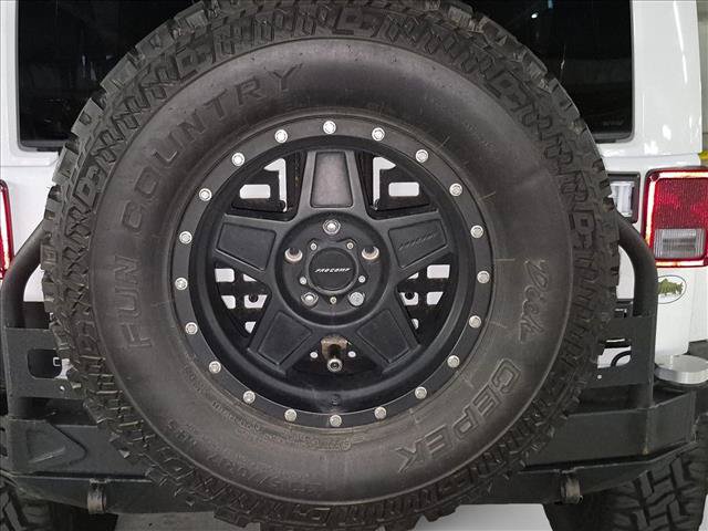 Used 2014 Jeep Wrangler Unlimited Sahara AWD/4WD image 14