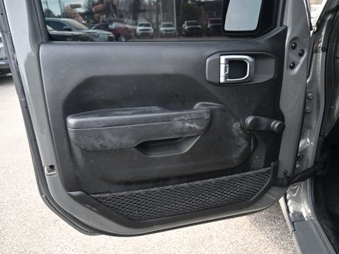 Used 2023 Jeep Gladiator Sport w/ Trailer Tow Package image 28