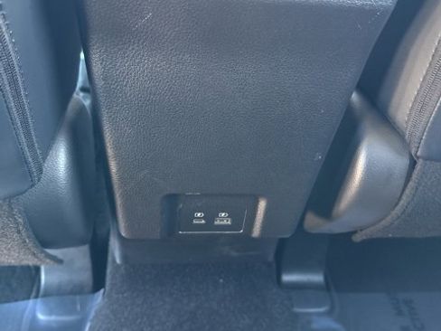 Used 2024 Mitsubishi Eclipse Cross SE image 16