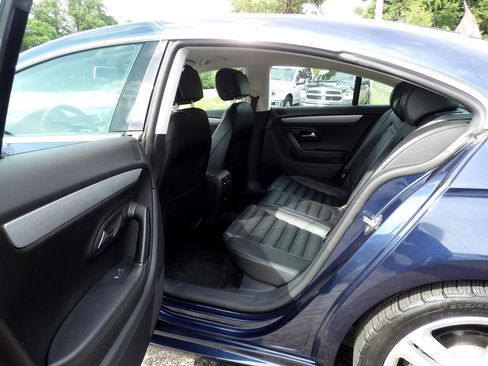 Used 2014 Volkswagen CC R-Line image 15