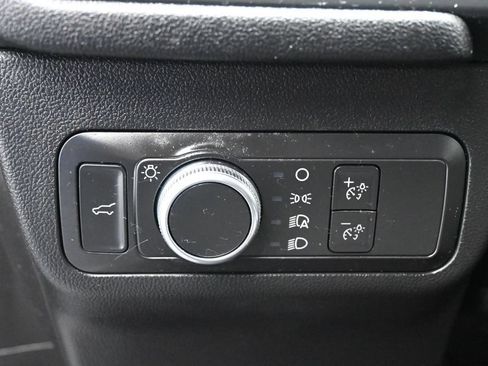 Certified 2022 Ford Escape SE w/ Convenience Package FWD image 12