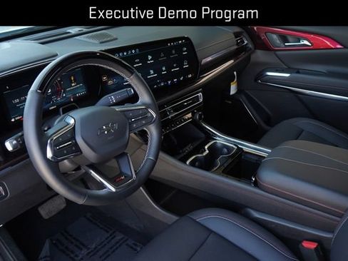Used 2026 Chevrolet Traverse Z71 w/ Enhanced Driving Package AWD/4WD image 20