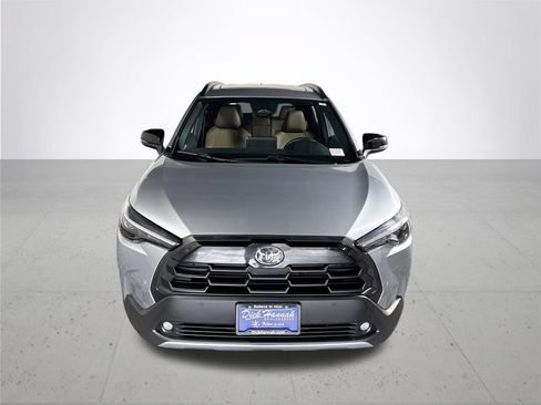 Used 2026 Toyota Corolla Cross XLE w/ Convenience Package AWD/4WD image 3