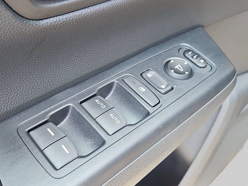 Certified 2025 Honda CR-V EX image 26