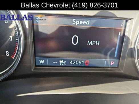 Certified 2023 Buick Enclave Essence AWD/4WD image 12