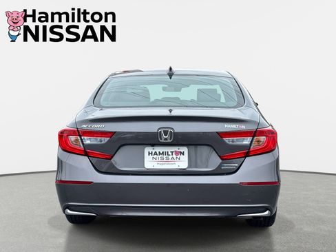 Used 2020 Honda Accord Touring image 3