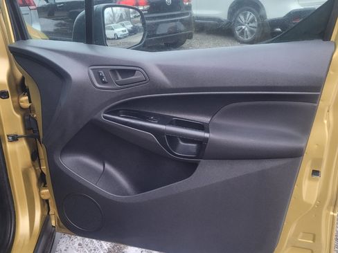 Used 2018 Ford Transit Connect XL image 22