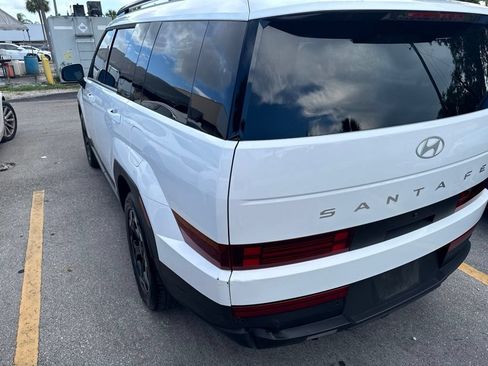 Used 2024 Hyundai Santa Fe SEL FWD image 17