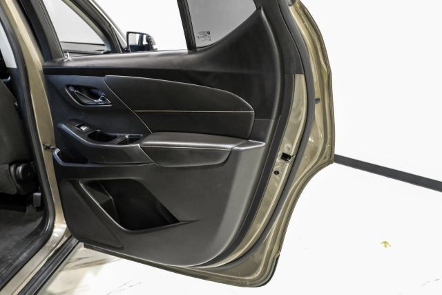 Used 2020 Chevrolet Traverse LT FWD image 45