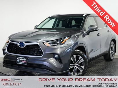 Used 2024 Toyota Highlander XLE