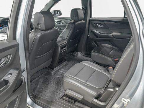 Used 2023 Chevrolet Traverse LT w/ LPO, Floor Liner Package image 26