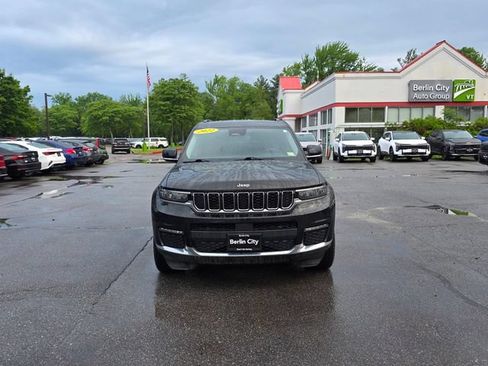 Used 2022 Jeep Grand Cherokee L Limited AWD/4WD image 3
