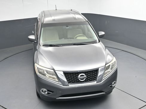 Used 2015 Nissan Pathfinder SV image 21