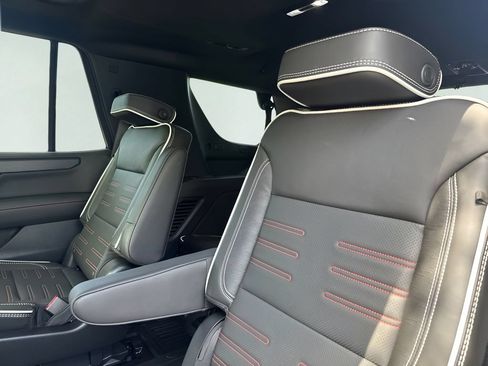 New 2026 GMC Yukon AT4 Ultimate AWD/4WD image 23