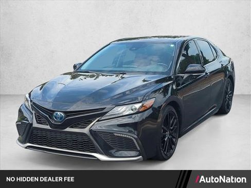 Certified 2023 Toyota Camry XSE FWD image 1