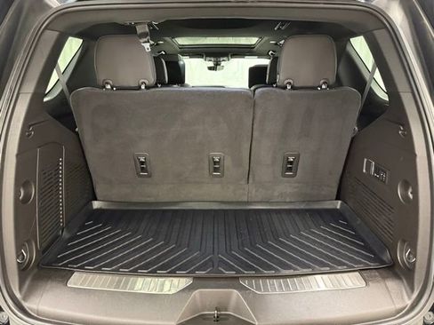 Used 2021 GMC Yukon Denali w/ Denali Ultimate Package AWD/4WD image 6