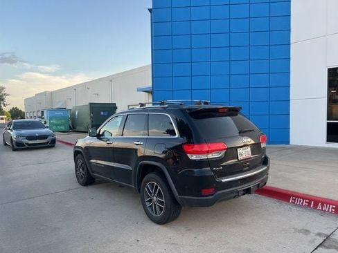Used 2017 Jeep Grand Cherokee Limited w/ Luxury Group II AWD/4WD image 8