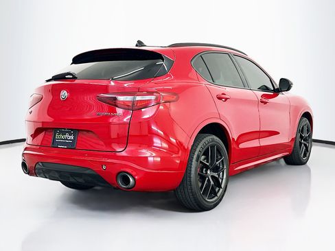 Used 2021 Alfa Romeo Stelvio Ti w/ Nero Edizione AWD/4WD image 9