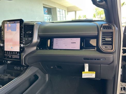 New 2026 RAM 2500 Limited image 33