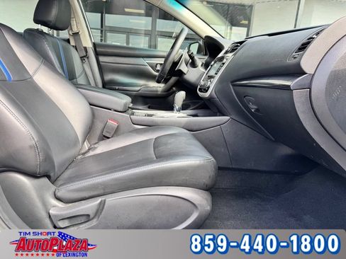 Used 2018 Nissan Altima 2.5 SR w/ SR Midnight Edition FWD image 29