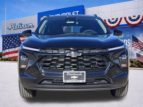 New 2026 Chevrolet Trax LT w/ Driver Confidence Package FWD image 6