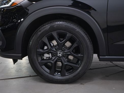 Used 2025 Honda HR-V Sport image 28