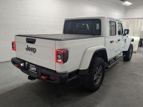 Used 2025 Jeep Gladiator Mojave AWD/4WD image 7