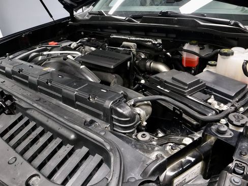 Used 2025 Chevrolet Silverado 3500 LT AWD/4WD image 19