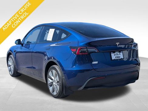 Used 2023 Tesla Model Y Long Range image 3