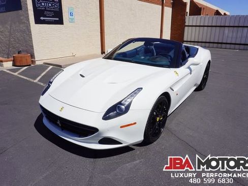 Used 2015 Ferrari California T image 64
