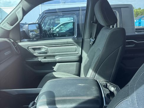 Used 2020 RAM 1500 Big Horn AWD/4WD image 3