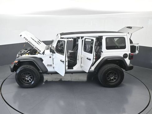 Used 2022 Jeep Wrangler Unlimited Rubicon w/ Xtreme Recon 35" Tire Package AWD/4WD image 68